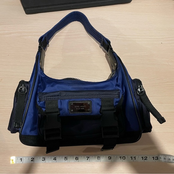 Small Blue Nine West Handbag with Coin Purse - Picture 4 of 10